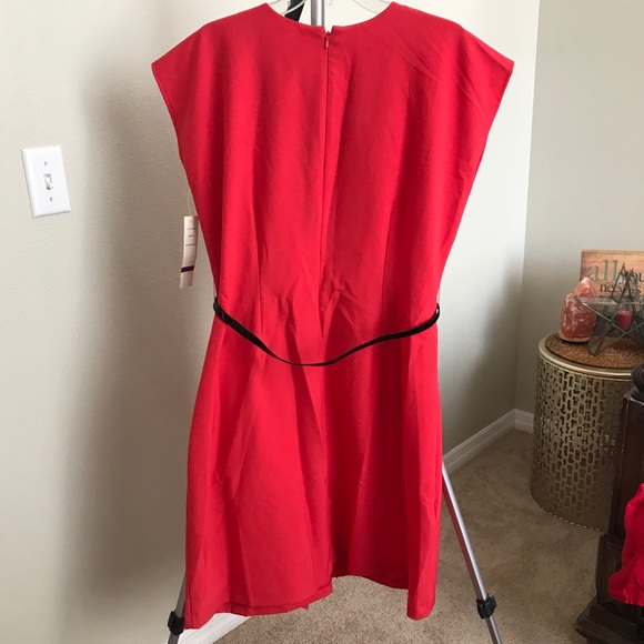 Sleeveless coral dress with ruffle down front - Picture 4 of 5